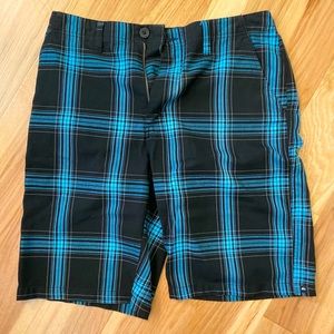 Quiksilver Shorts - Size 32